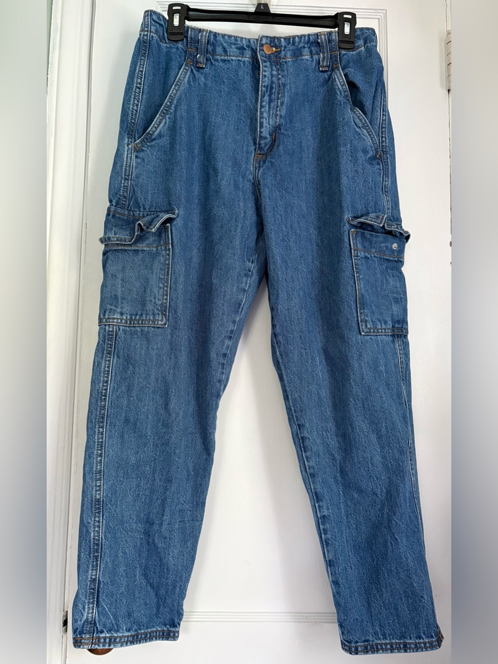 Universal Threat Classic Women’s  Boyfriend Denim Cargo Jeans, Sz: 10 R
